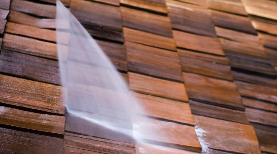 Professional gutter cleaning in Peculiar, MO